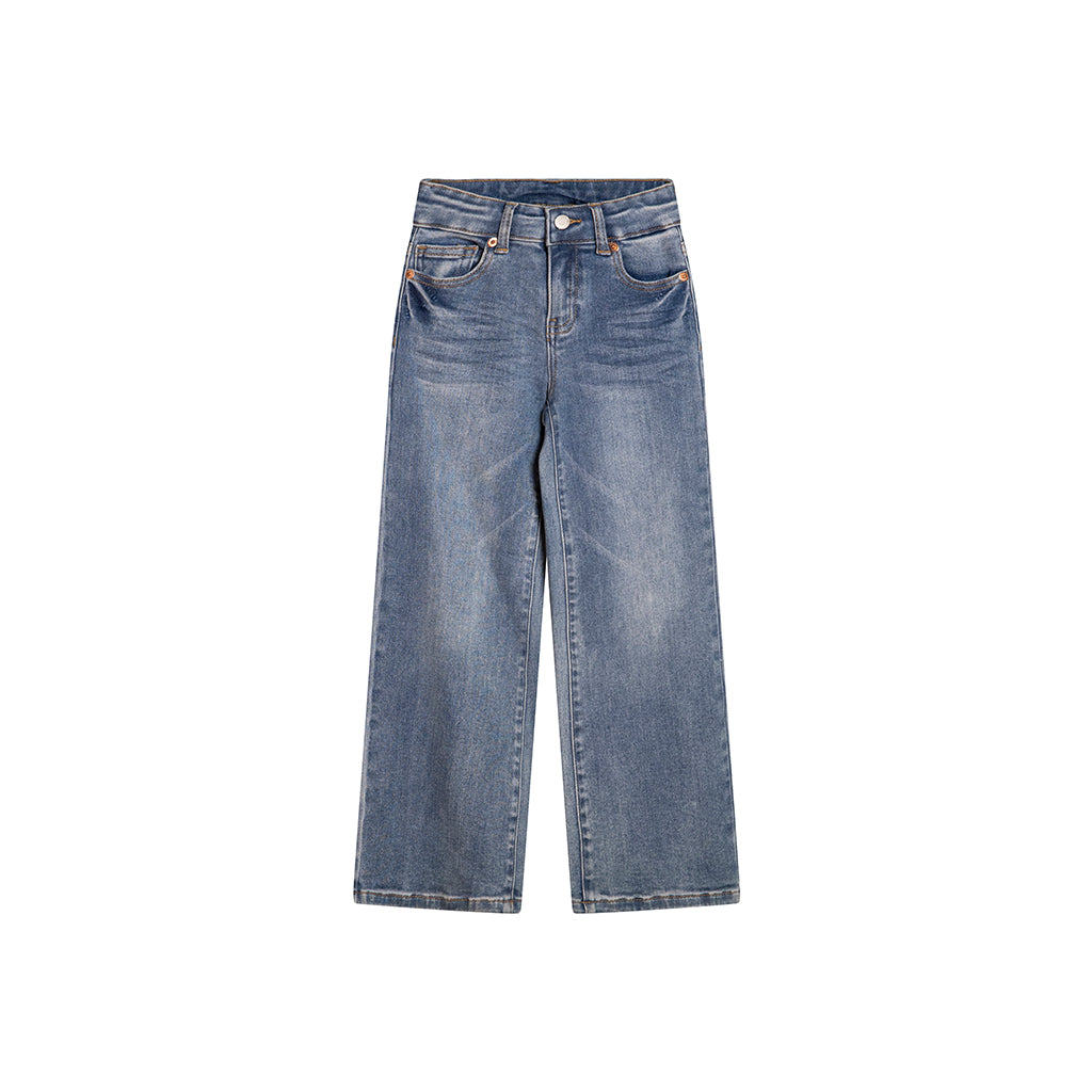 I Dig Denim Harper wide jeans Blue is een fijne Wide leg jeans voor meisjes in een mooie blauwe wassing. De spijkerbroek met wijde pijpen heeft een middelhoge verstelbare taille en is door de stretch heel comfortabel. 